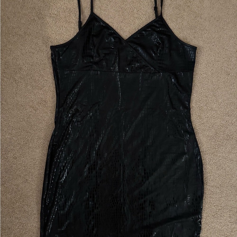 Black Bodycon Faux Snakeskin Dress
